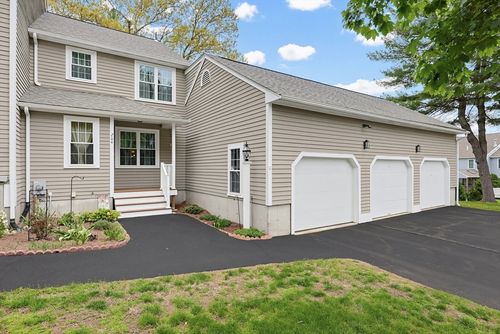 204-204 Laurelwood Dr, Hopedale, MA, 01747-1955 | Card Image