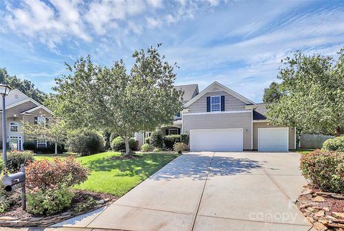 6028 Zinnia Dr, Matthews, NC, 28104-5995 | Card Image