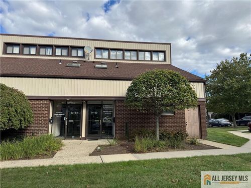 52 Brunswick Woods Dr, East Brunswick, NJ, 08816-5601 | Card Image