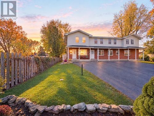 827 Alexander Avenue, Cornwall, ON, K6H3R8 | Card Image
