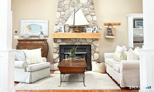 114 Lee Way, Madison, CT, 06443-2820 | Card Image