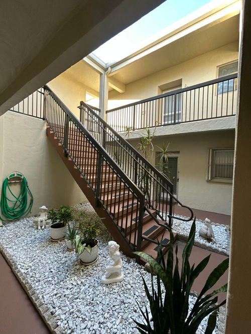 205-2540 Boundbrook Blvd, Palm Springs, FL, 33406-8694 | Card Image