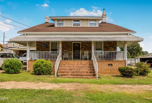 303 N 12th St, Erwin, NC, 28339-1507 | Card Image