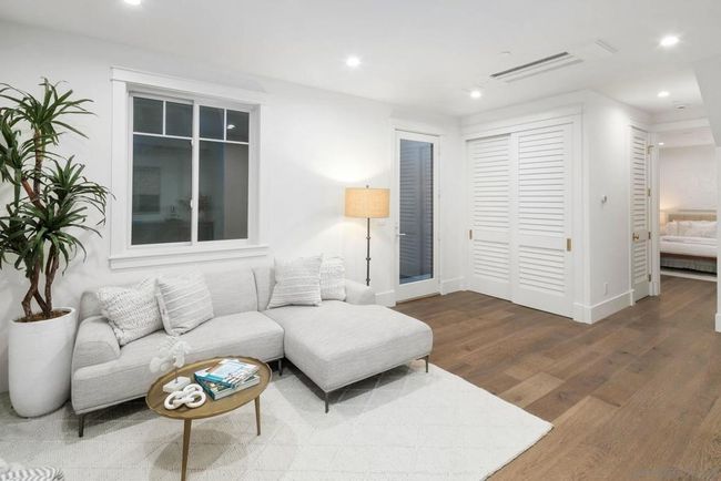 741 G Ave, Condo with 4 bedrooms, 5 bathrooms and 2 parking in Coronado CA | Image 20