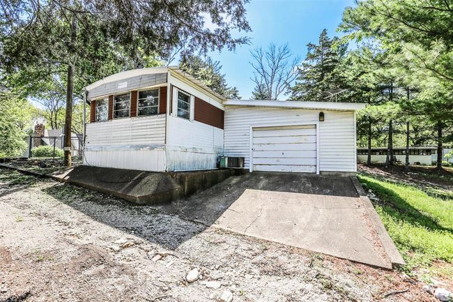 5507 Sassafras Ln, House other with 6 bedrooms, 3 bathrooms and 9 parking in High Ridge MO | Image 25