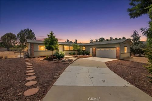 25340 Sultanas Rd, Homeland, CA, 92548-9215 | Card Image