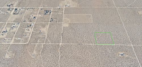 17700 E Avenue T8, Llano, CA, 93591 | Card Image