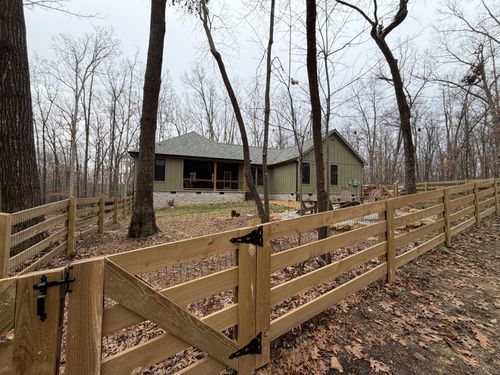 2095 Lake Louisa Loop, Monteagle, TN, 37356-2148 | Card Image