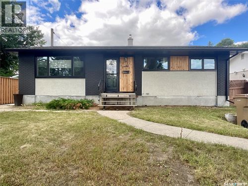 68 Cameron Cres, Regina, SK, S4S2X2 | Card Image