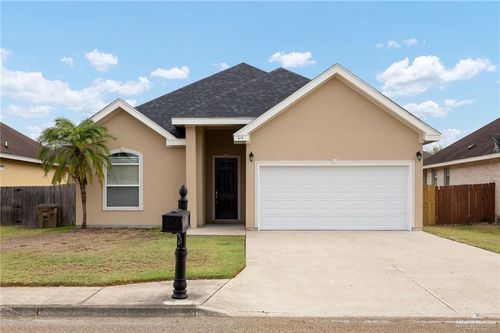 614 S Excalibur St, Edinburg, TX, 78539-3570 | Card Image
