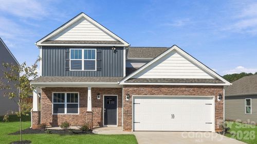 73 Ridgehaven Dr, Waynesville, NC, 28786-1651 | Card Image