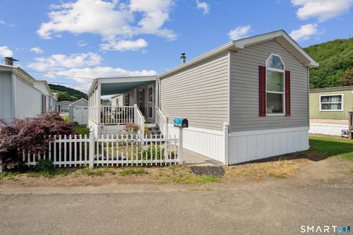 6 Susan Street, Beacon Falls, CT, 06403 | Card Image
