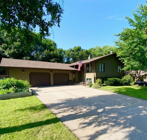 110 11th St N, Sauk Rapids, MN, 56379-2123 | Card Image