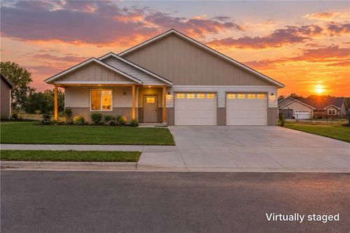 2642 Palomar Cir, Billings, MT, 59106 | Card Image