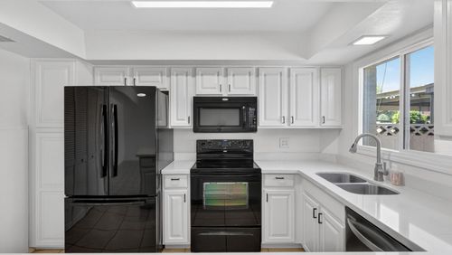 8548 E Mcdonald Dr, Scottsdale, AZ, 85250-6329 | Card Image