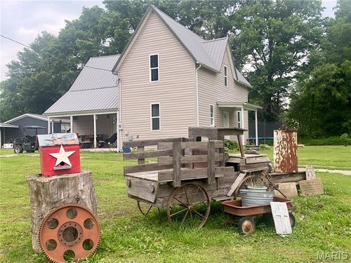 299 Liberty St, Bethel, MO, 63434-1038 | Card Image