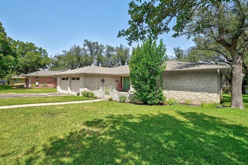 110 Ridge Oak Dr, Georgetown, TX, 78628-7613 | Card Image