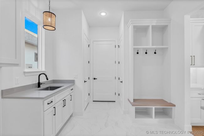 1228 N 72 Nd St, House other with 3 bedrooms, 3 bathrooms and null parking in Broken Arrow OK | Image 16
