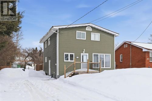 298 Hampton Rd, Sault Ste. Marie, ON, P6C2N7 | Card Image