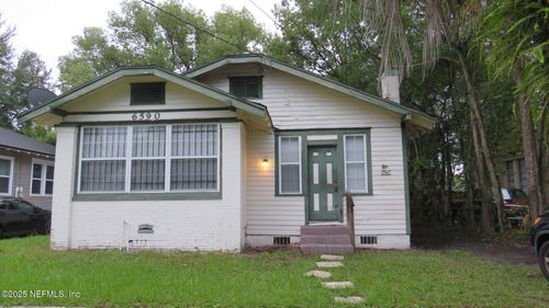 6590 Sunset Dr, Jacksonville, FL, 32208-4632 | Card Image
