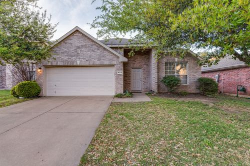 4712 Palm Ridge Dr, Fort Worth, TX, 76133-8317 | Card Image