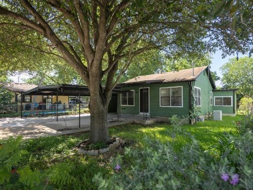 3111 Hicks Ave, San Antonio, TX, 78210-4407 | Card Image