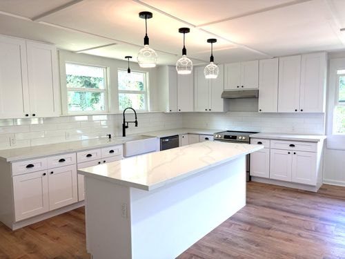 1360 Kaumana Dr, Hilo, HI, 96720-1722 | Card Image