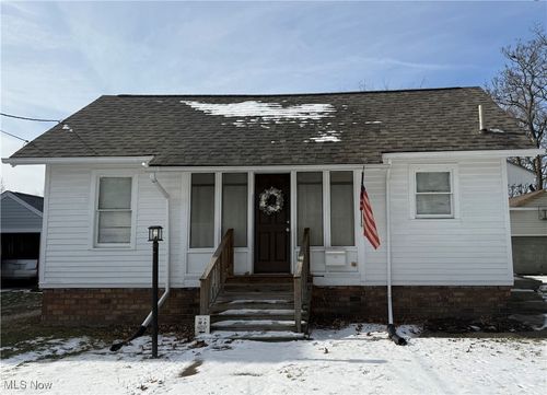 520 Washington Ave, Niles, OH, 44446-3147 | Card Image