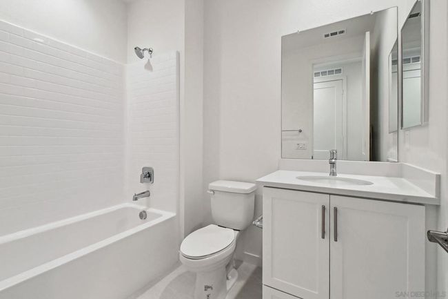 2581 Broom Ln, Townhouse with 4 bedrooms, 4 bathrooms and 2 parking in Carlsbad CA | Image 22