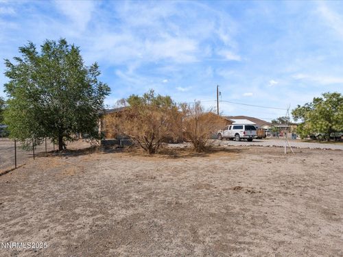 1740 Donner Trl, Silver Springs, NV, 89429-7000 | Card Image