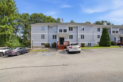 18-330 Sunderland Rd, Worcester, MA, 01604-2542 | Card Image