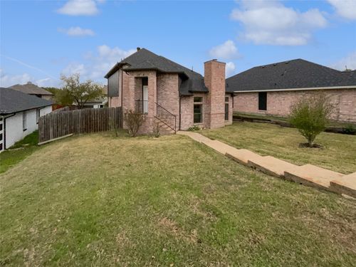 1726 Hillcrest Ct, Balch Springs, TX, 75180-4802 | Card Image