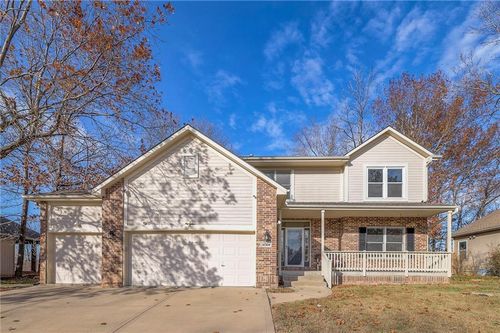 14304 E 96th Terrace, Kansas City, MO, 64139 | Card Image