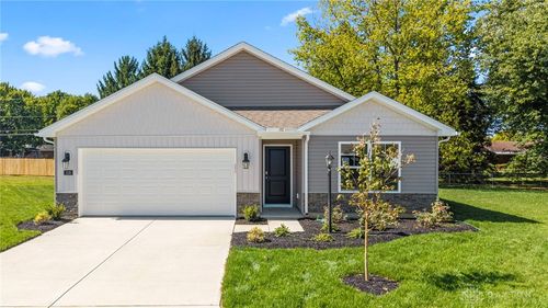 109 Martha Ct, Eaton, OH, 45320-1390 | Card Image