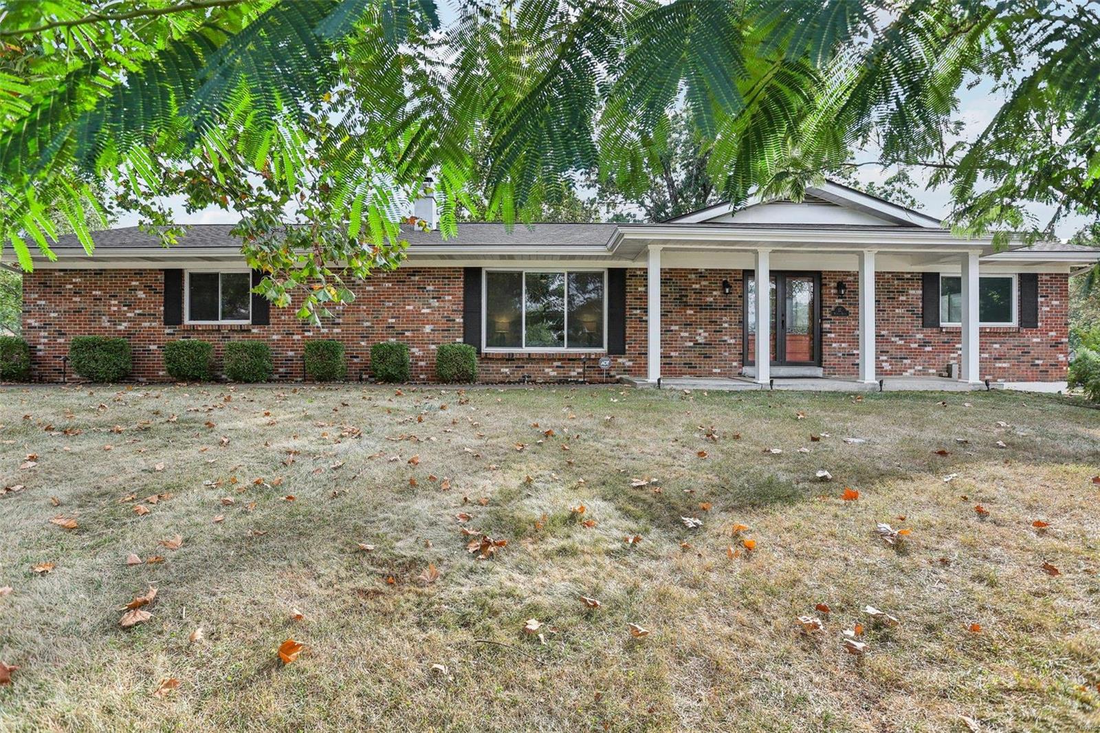 Picardy Dr, Lake Saint Louis, MO 63367