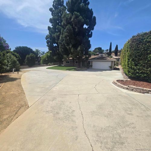 4126 Avocado Blvd, La Mesa, CA, 91941-7206 | Card Image