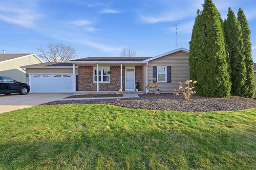 407 Eilbes Avenue, Beaver Dam, WI, 53916 | Card Image