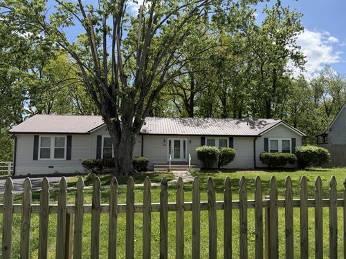 159 W Hester Rd, Cottontown, TN, 37048-5006 | Card Image
