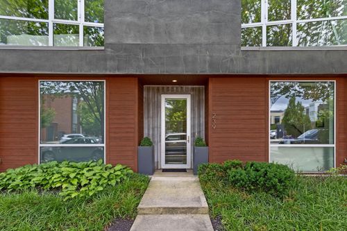 239 Auden Ave, Columbus, OH, 43215-1790 | Card Image