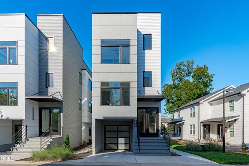 226 Woodsborough Pl, Raleigh, NC, 27601-1556 | Card Image