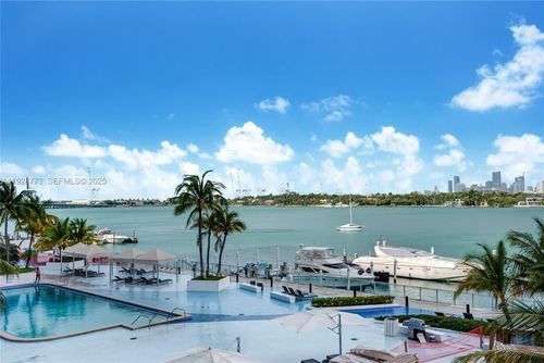 apt-311-1000 West Ave, Miami Beach, FL, 33139-4715 | Card Image