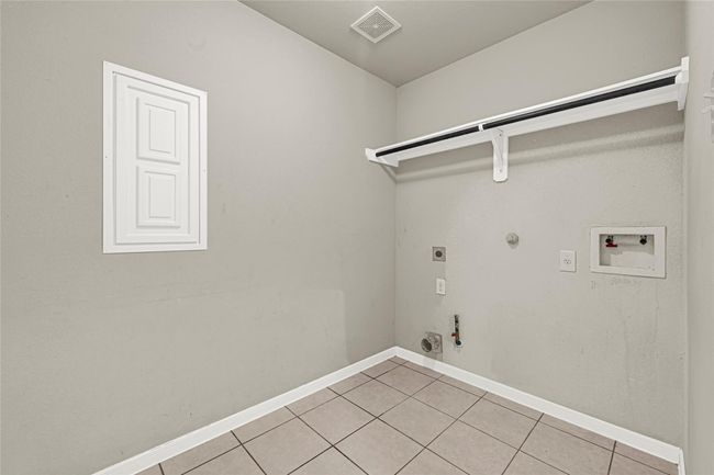 9002 Saint Laurent Ln, House other with 3 bedrooms, 2 bathrooms and 2 parking in Houston TX | Image 18