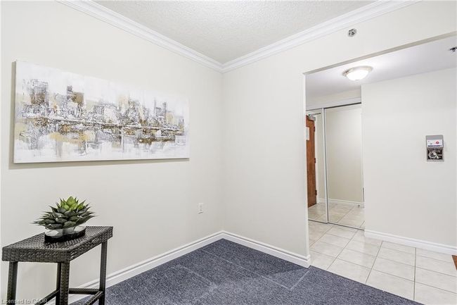 1308 - 100 Burloak Dr, House attached with 1 bedrooms, 1 bathrooms and 1 parking in Burlington ON | Image 7