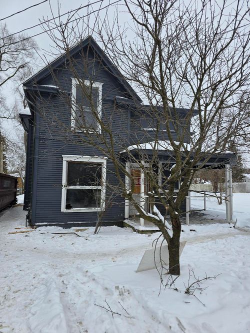 181 W Prospect St, Jackson, MI, 49203-4278 | Card Image