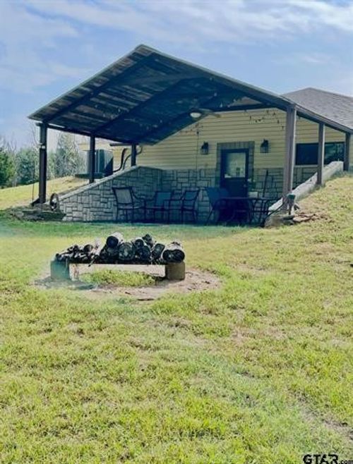 1000 County Road 3211, Jacksonville, TX, 75766-5787 | Card Image