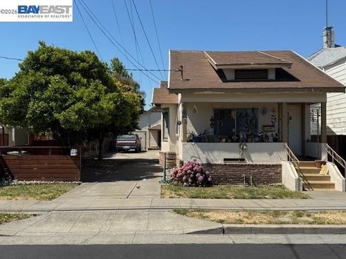 3208 Washington St, Alameda, CA, 94501-5538 | Card Image
