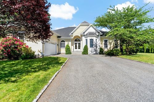 19 Azalea Dr, Dartmouth, MA, 02747-5802 | Card Image