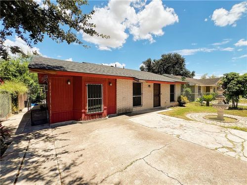 414 Lance St, Alamo, TX, 78516-2617 | Card Image