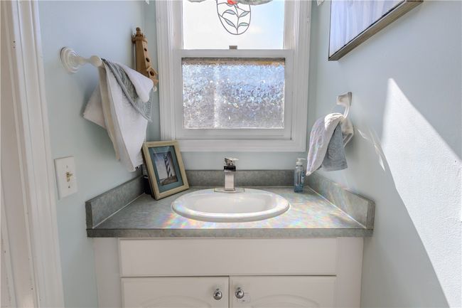 5 - 151 Willett Ave, Condo with 2 bedrooms, 2 bathrooms and 2 parking in Riverside RI | Image 12