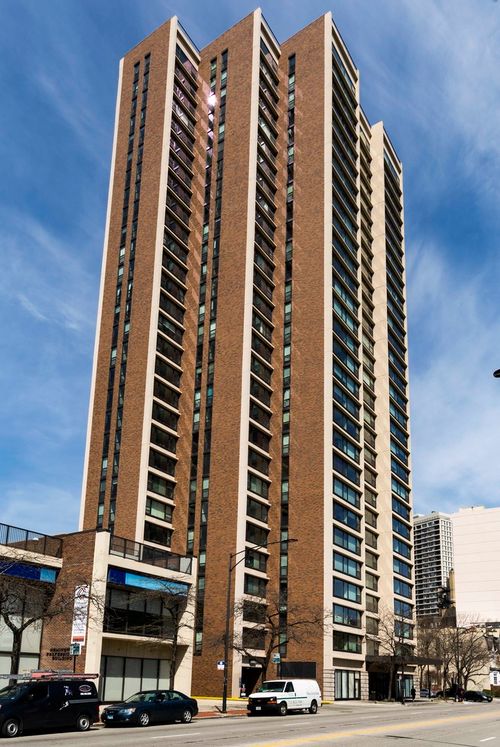 apt-506-1850 N Clark St, Chicago, IL, 60614-5335 | Card Image